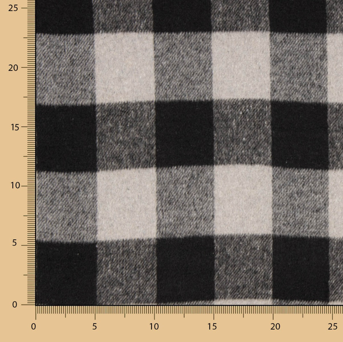 Mouflon Xadrez Preto e Branco - Ribes y Casals