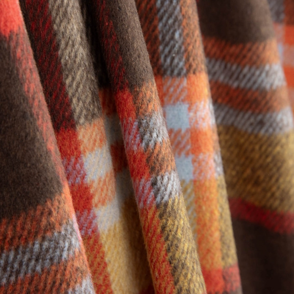 Mouflon Xadrez Mostarda, Marrom e Vermelho - Ribes y Casals