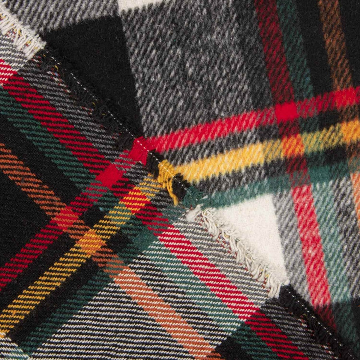 Mouflon Xadrez Tartan Preto, Branco e Vermelho - Ribes y Casals