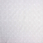 Bordado suíço flor mandala branco natural - Ribes y Casals