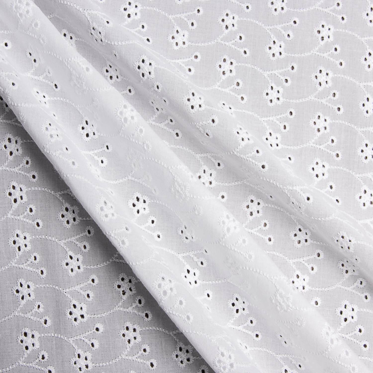 Bordado suíço flor trevo branco natural - Ribes y Casals