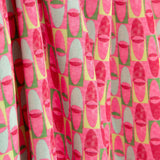 Crepe Leve Estampado Retro Coral e Verde - Ribes y Casals
