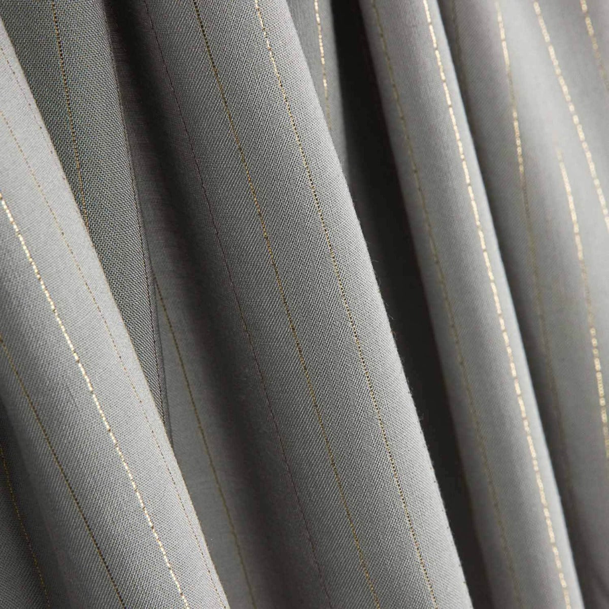 Plana Viscosa Gris Rayada Lúrex - Ribes y Casals