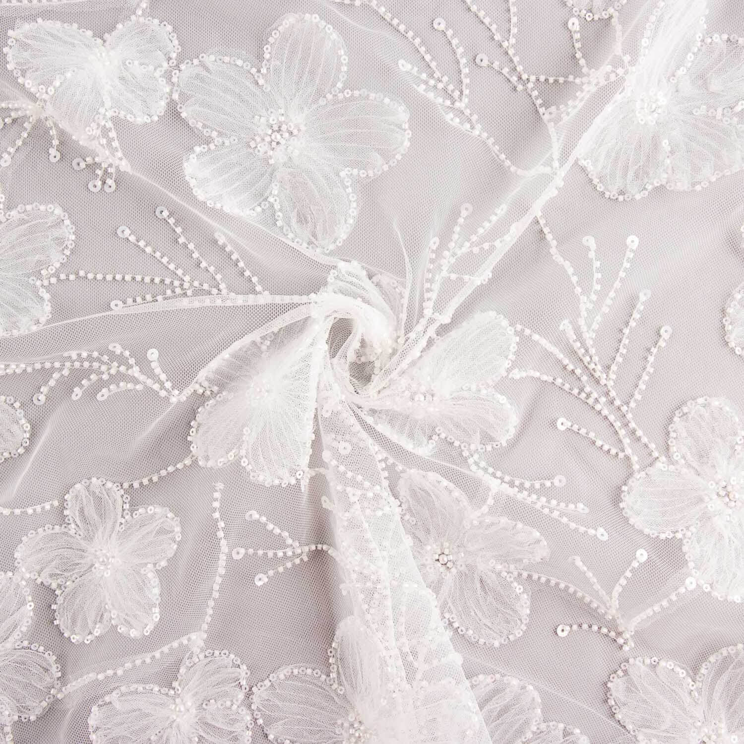 Vestido de Noiva em Tule Branco com Bordados de Flores Elegance - Ribes y Casals