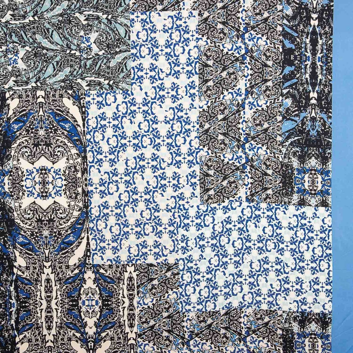 Cetim Viscose Bordado Bicolor - Ribes y Casals