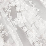 Vestido de Noiva em Tule Branco com Lantejoulas e Flores 3D Elegance - Ribes y Casals