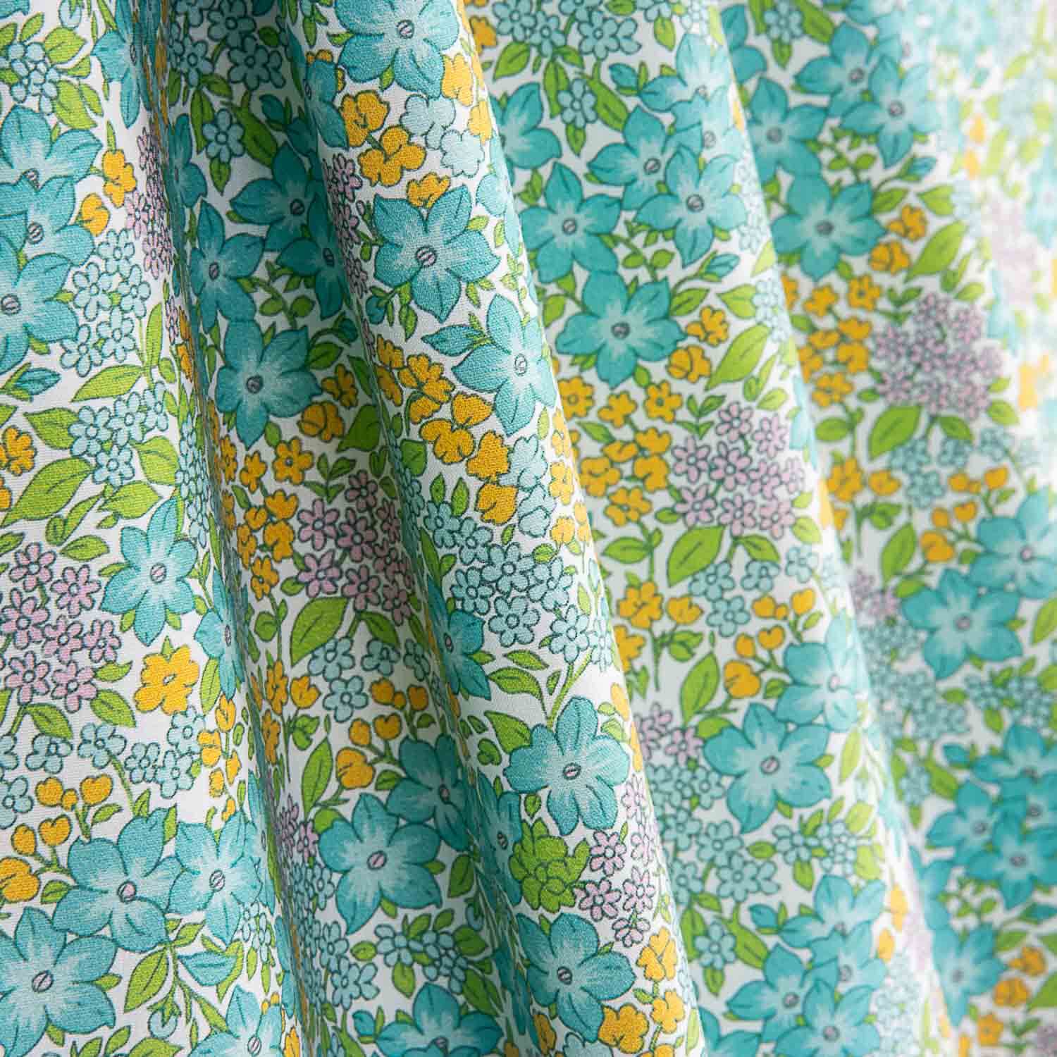 Percal estampado floral verde água e amarelo - Ribes y Casals