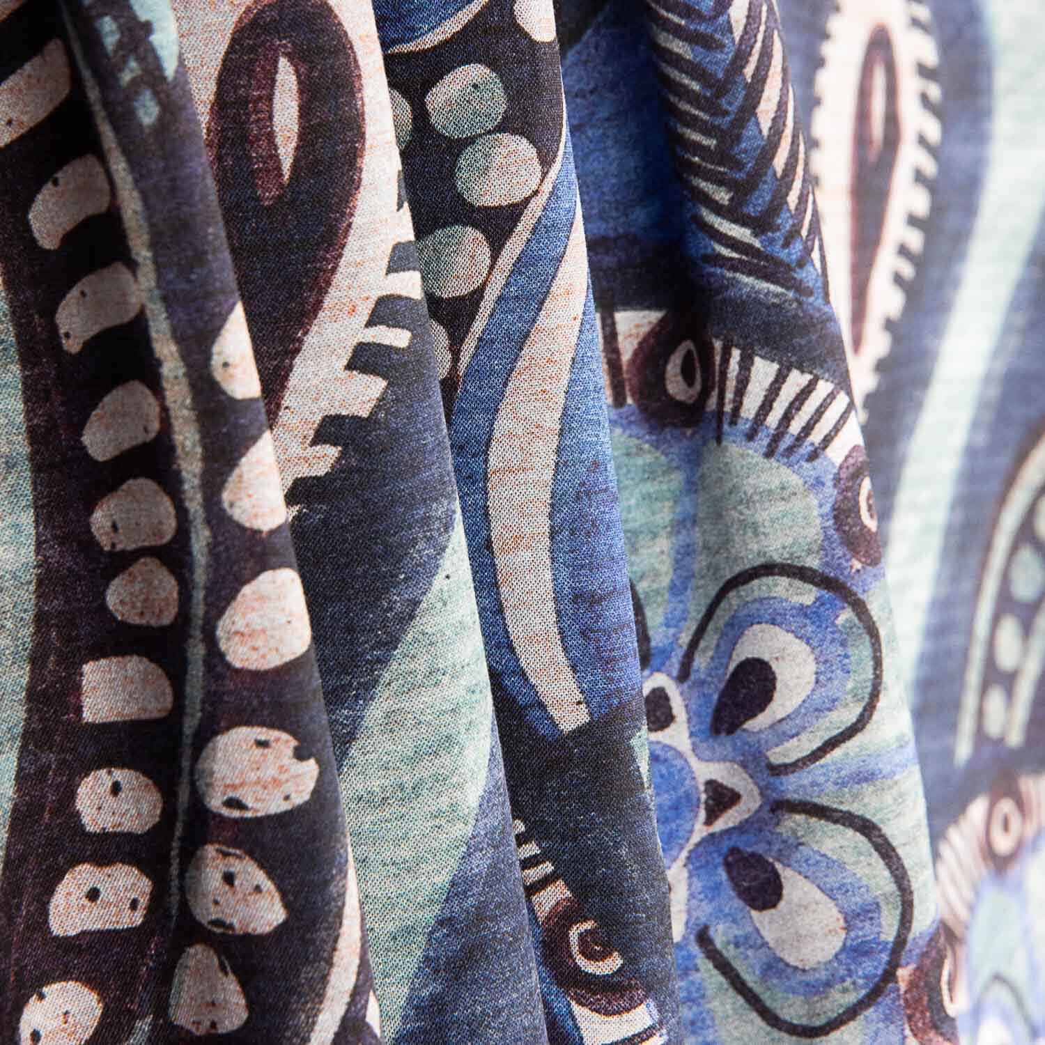 Caxemira Artística de Viscose Acetinada Azul - Ribes y Casals