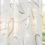 Cortina Bordada Penas Rosa - Ribes y Casals