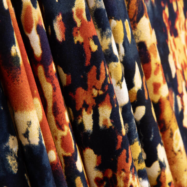 Malha de viscose Pinceladas Abstratas Multicoloridas - Ribes y Casals