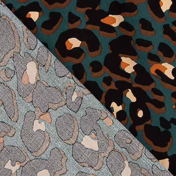 Viscose com padrão de leopardo, cor petróleo - Ribes y Casals