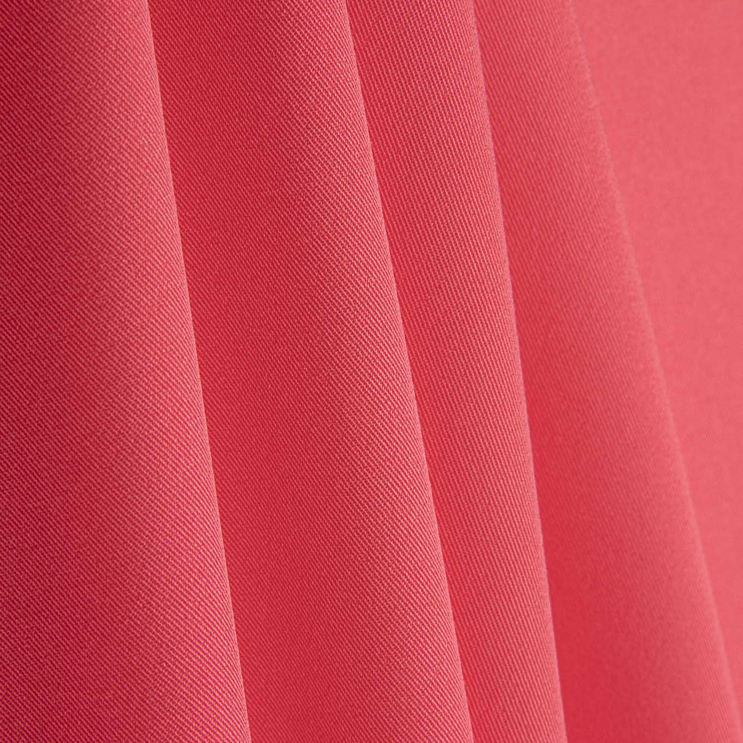Casaco de gabardine elástica lisa em coral intenso - Ribes y Casals