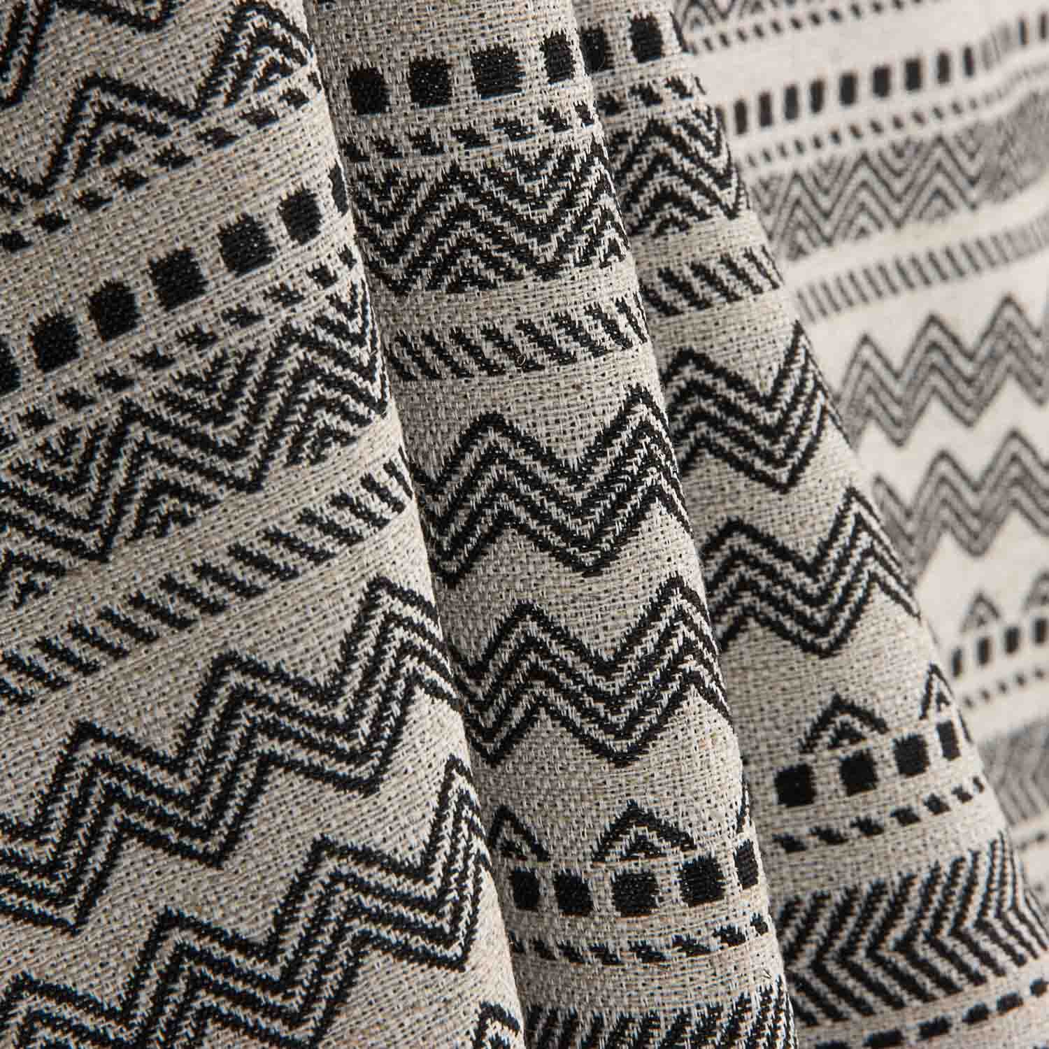 Lona Jacquard Estofos Étnico Preto - Ribes y Casals