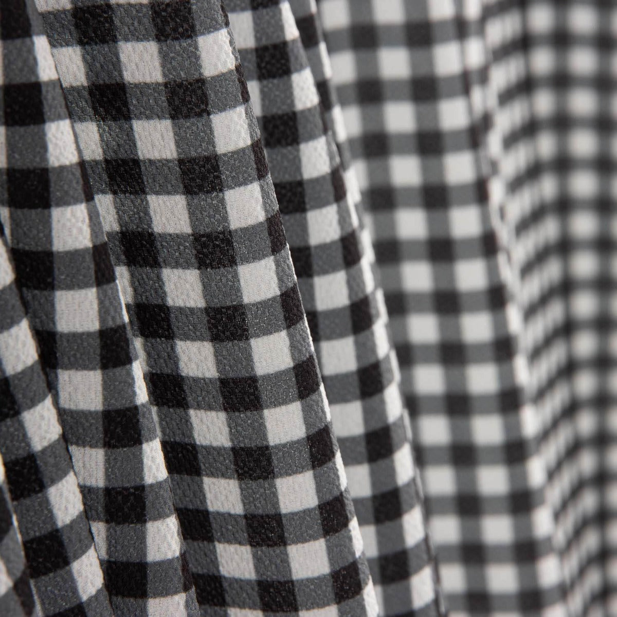 Crepe Vichy Preto e Branco - Ribes y Casals