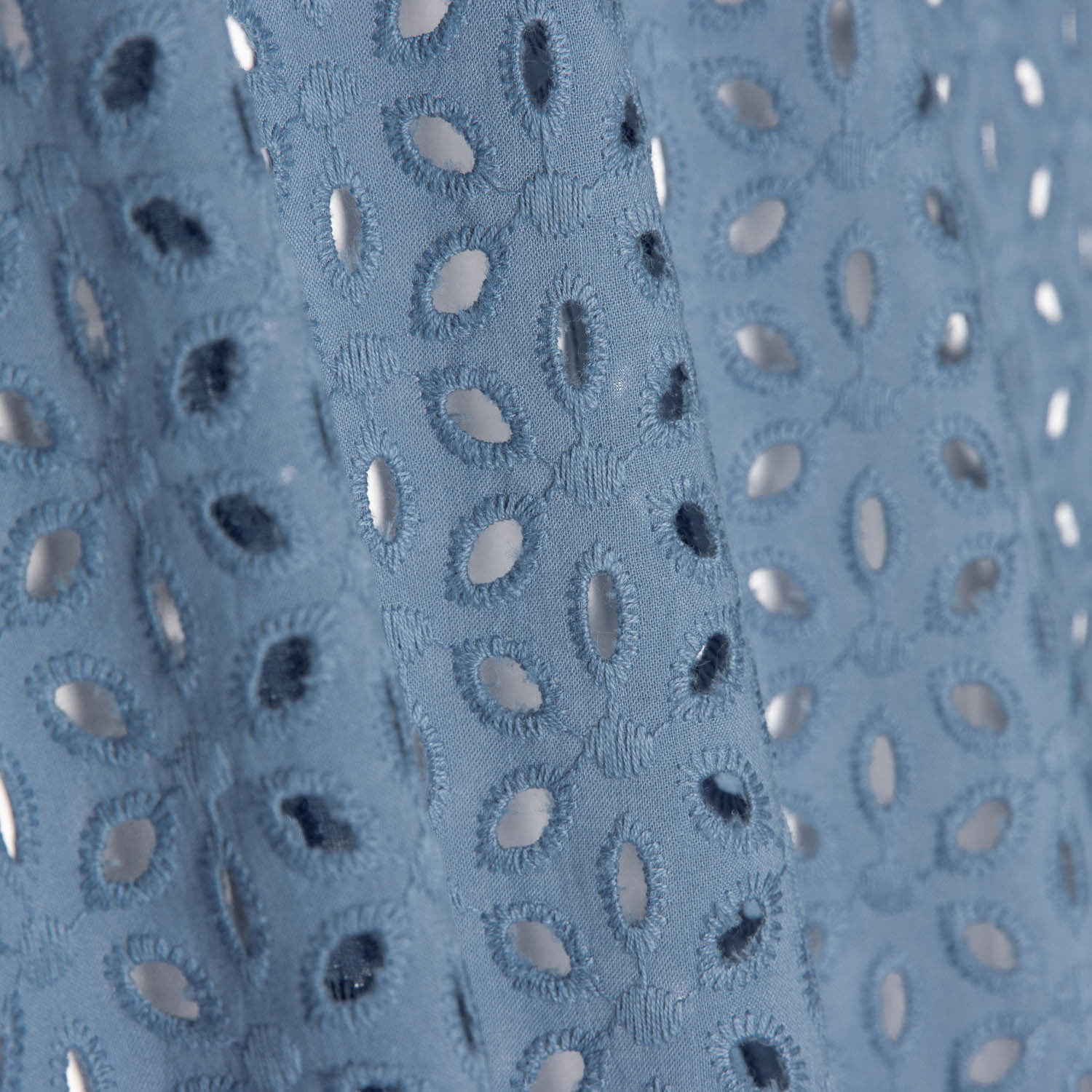 Bordado suíço pétalas azul denim escuro - Ribes y Casals