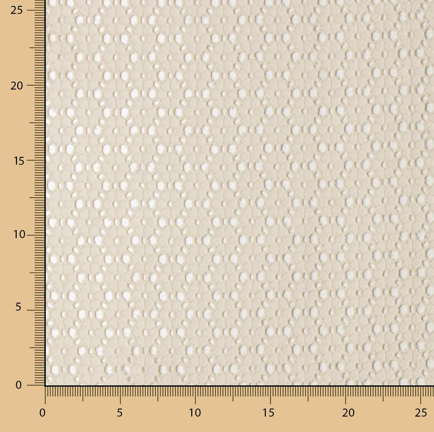 Bordado suíço Margarita Arena - Ribes y Casals