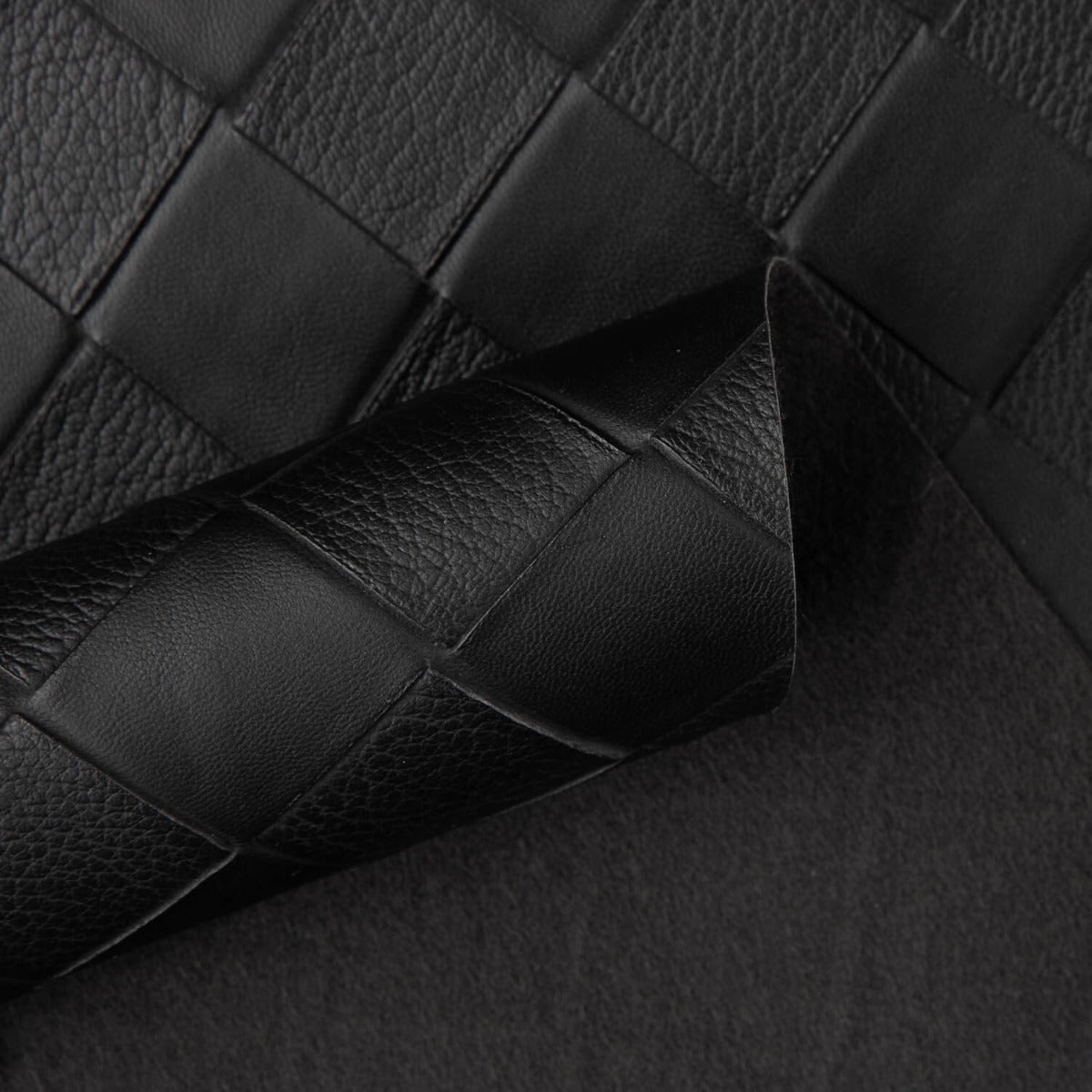 Couro Sintético Losango Preto - Ribes y Casals