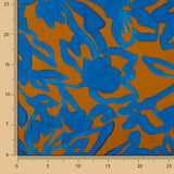 Viscose acetinada com padrão floral, borda azul e caldeirão - Ribes y Casals