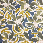 Malha de viscose estampada com motivos florais em azul e mostarda - Ribes y Casals
