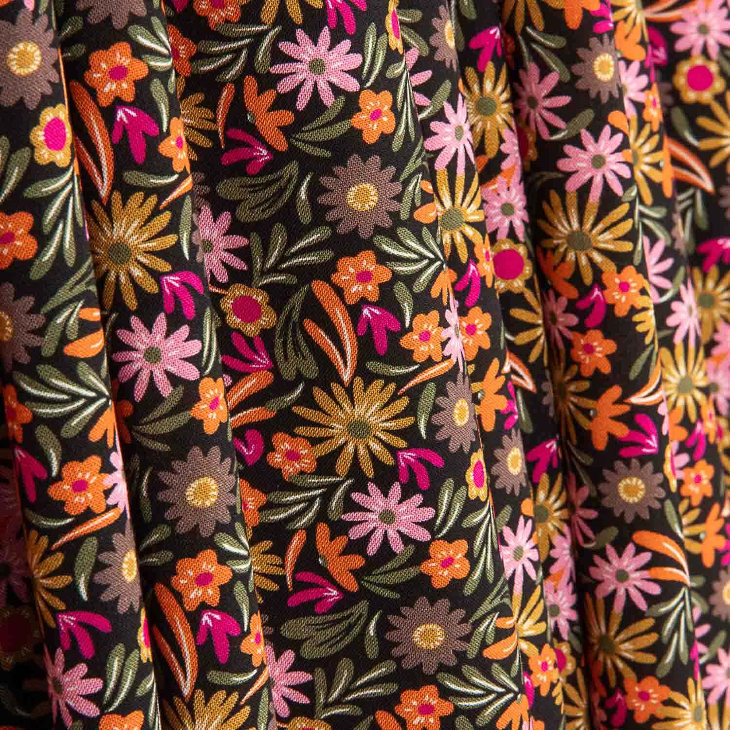 Viscose estampada floral Boheme Noir - Ribes y Casals