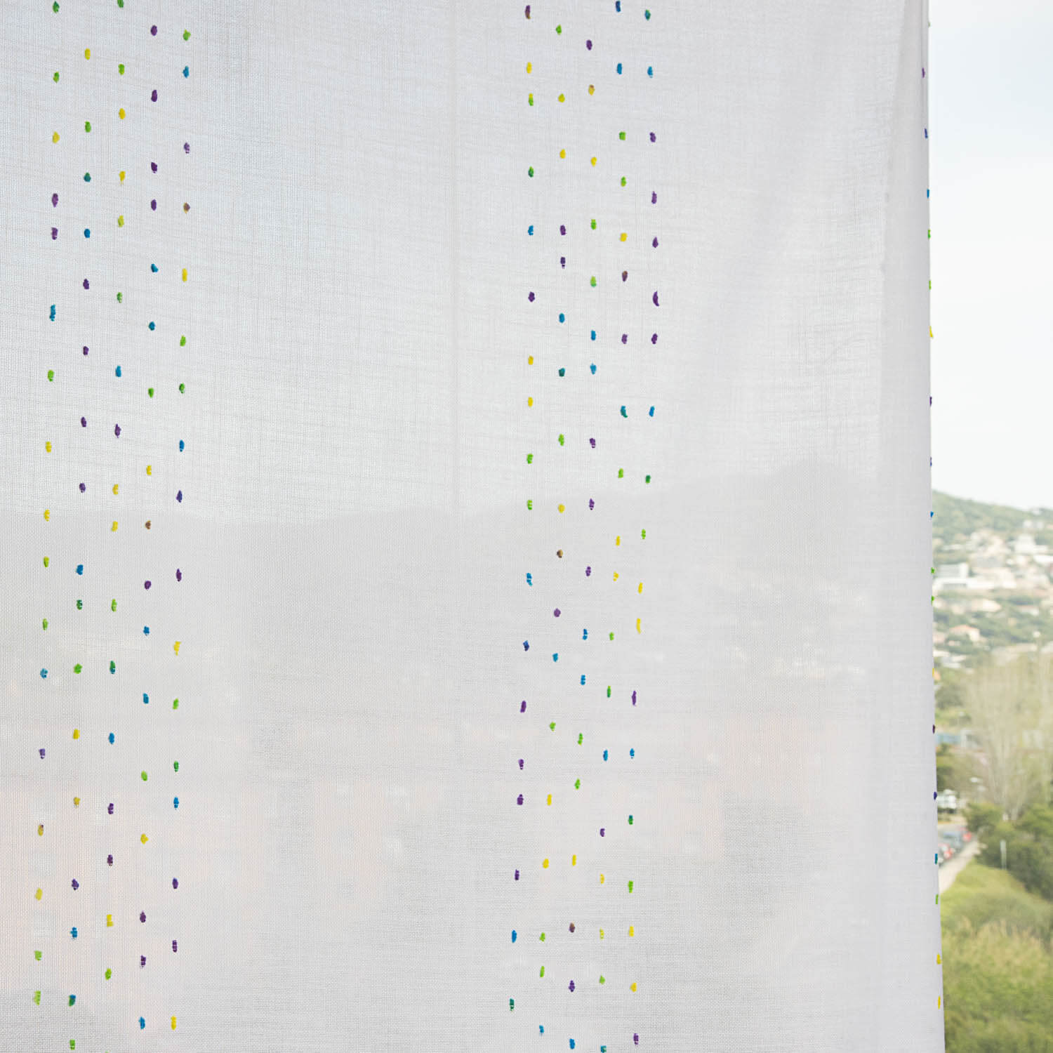 Cortina Plumeti com Franjas Multicoloridas de Verão - Ribes y Casals