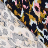 Tecido de viscose acetinado estampado com animal print rosa - Ribes y Casals