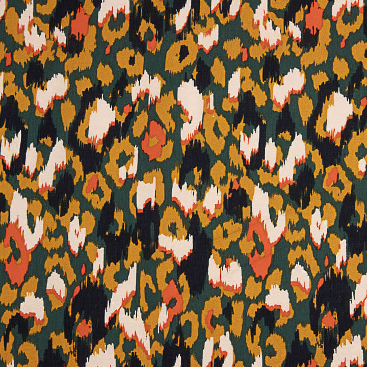 Crep com Estampado Animal Abstrato em Tom Petróleo - Ribes y Casals