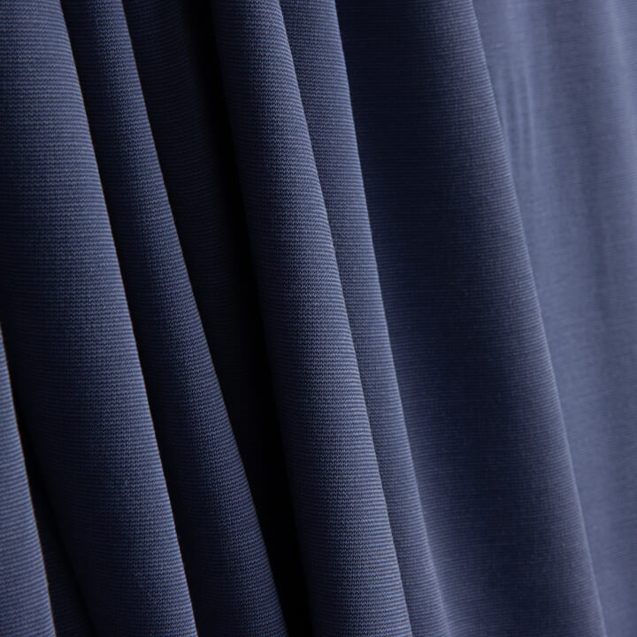 Malha lisa de viscose azul denim com efeito desgastado - Ribes y Casals