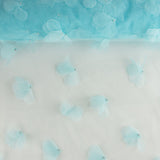 Tule azul turquesa com flores 3D e pérolas - Ribes y Casals