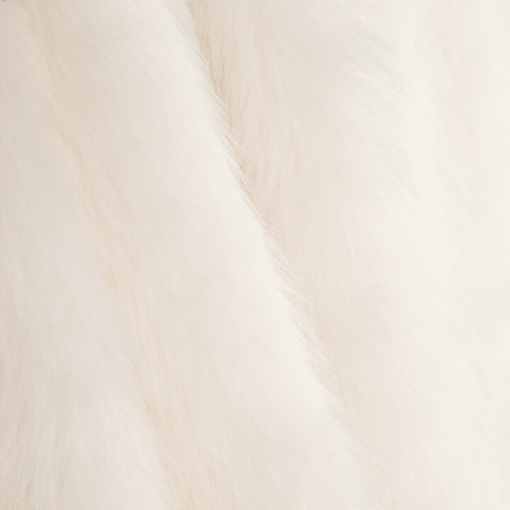 Pelo comprido Alasca Branco - Ribes y Casals