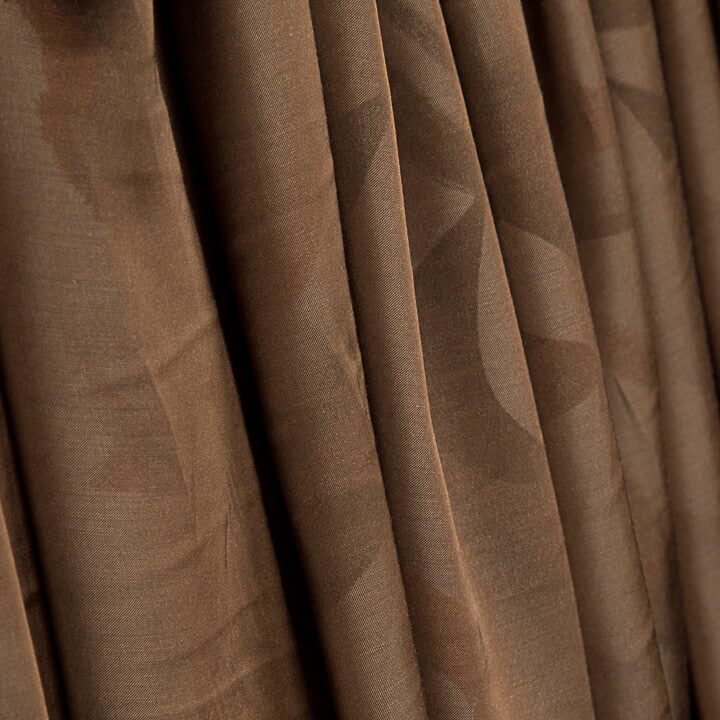 Tecido de viscose estampado de dupla face com ondas abstratas em tons de terra - Ribes y Casals