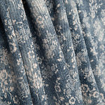 Bombazina estampada com flores vintage azuis - Ribes y Casals