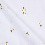 Batista Algodão Bordada Margaridas Brancas - Ribes y Casals