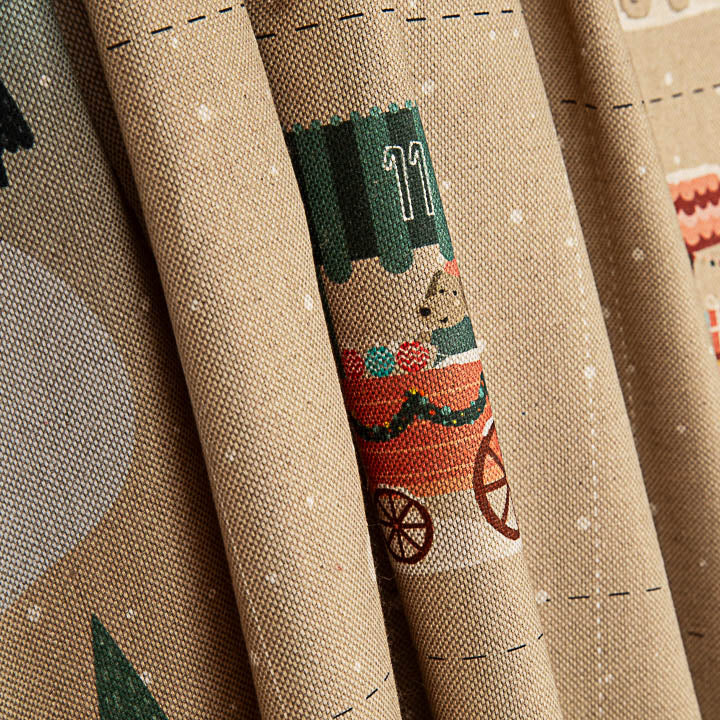 Painel de tecido de algodão «Calendário do Advento Infantil: A Aventura do Pai Natal» – DIY - Ribes y Casals