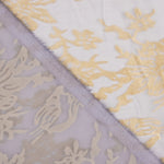 Devoré floral bege sobre chiffon cinzento - Ribes y Casals