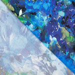 Viscose acetinada estampada com flores azul oceano - Ribes y Casals