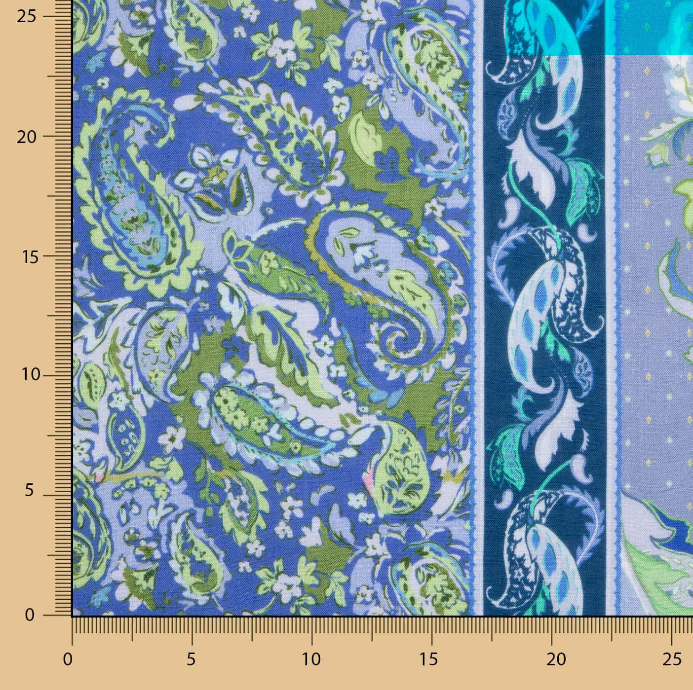 Viscose rústica estampada com padrão de caxemira azul e verde - Ribes y Casals