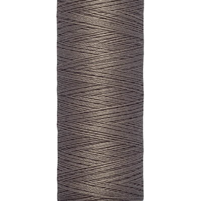 Fios Gütermann 100 m, cor 669, castanho - Ribes y Casals