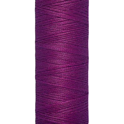 Fios Gütermann 100 m, cor 718, magenta escuro - Ribes y Casals
