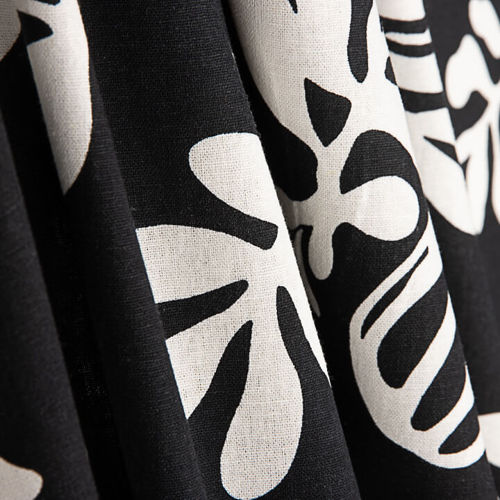 Linho e Algodão com Estampado de Folhas a Preto e Branco - Ribes y Casals
