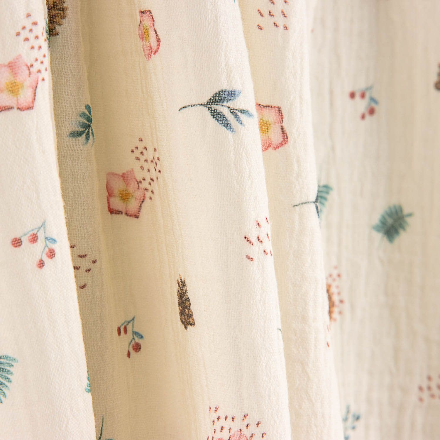 Muselina Algodão Flores Silvestres - Ribes y Casals