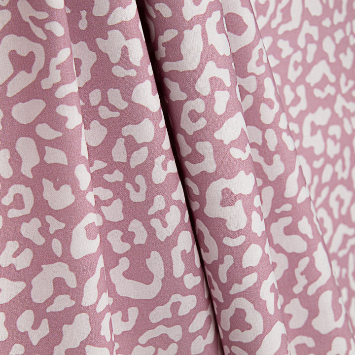 Percal estampado Nairobi branco e rosa - Ribes y Casals