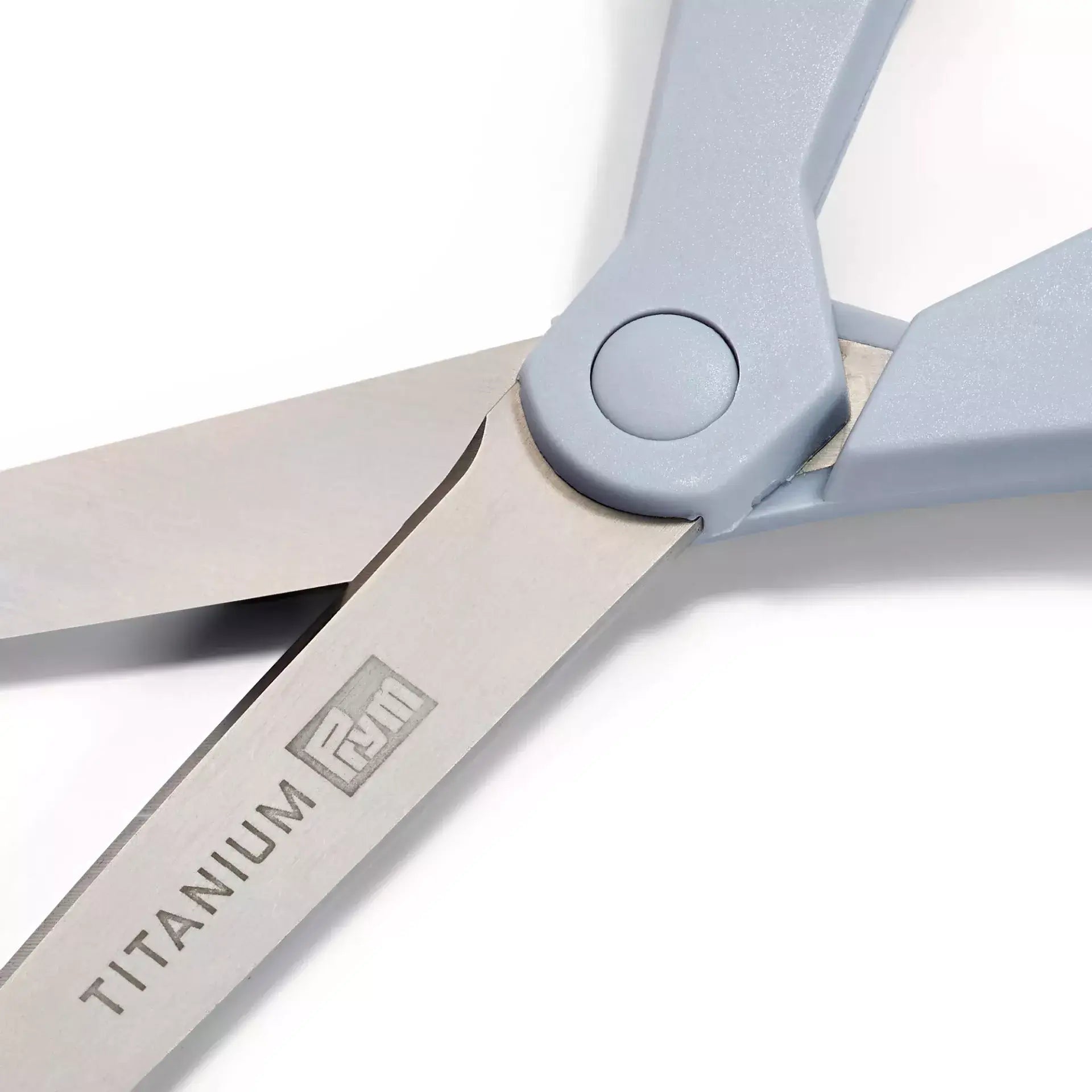 Tesoura Universal Titanium 25 cm - Ribes y Casals