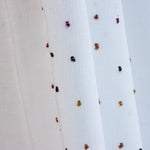 Cortina Plumeti com Franjas em Tons Outonais - Ribes y Casals