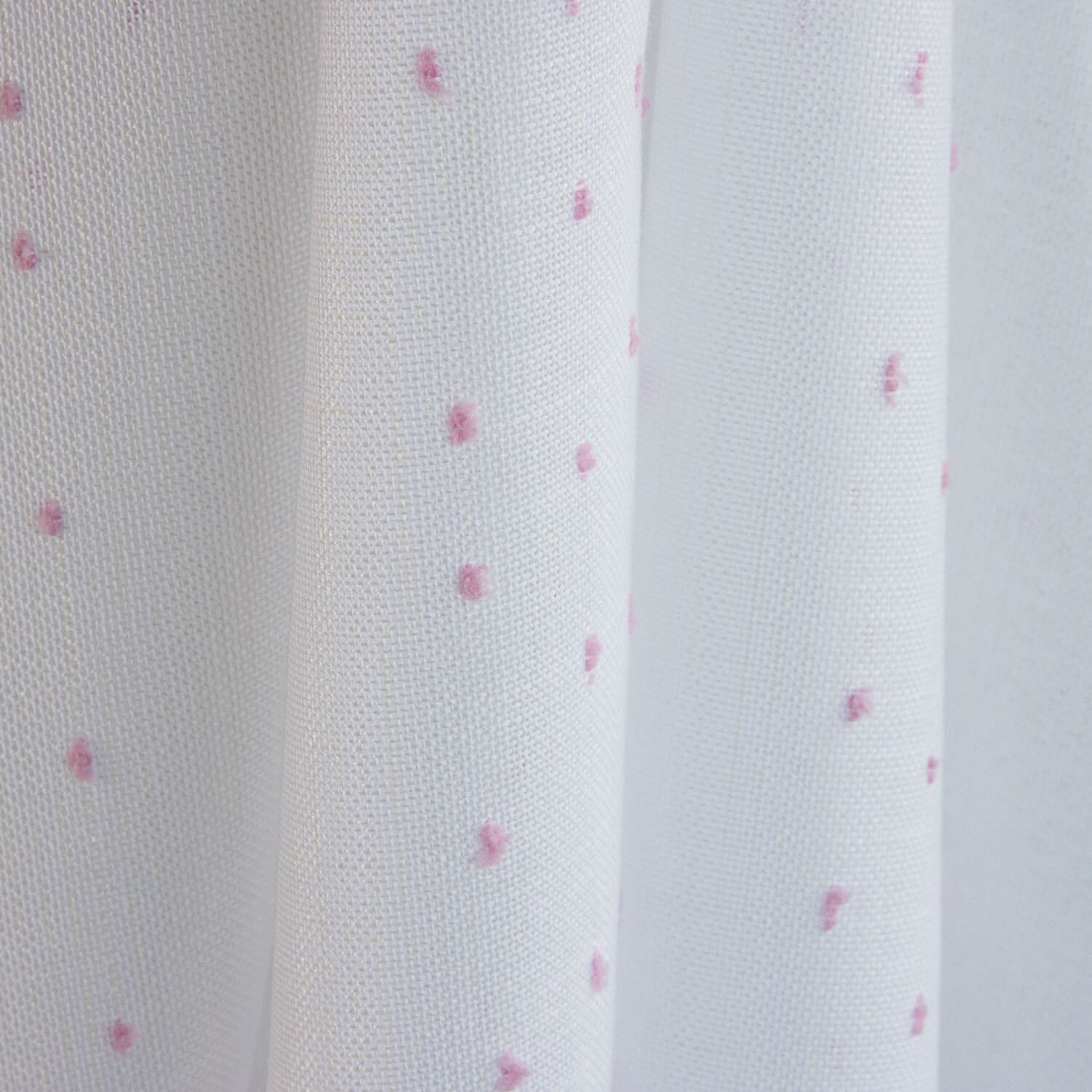 Cortina Plumeti com Franjas Rosa - Ribes y Casals