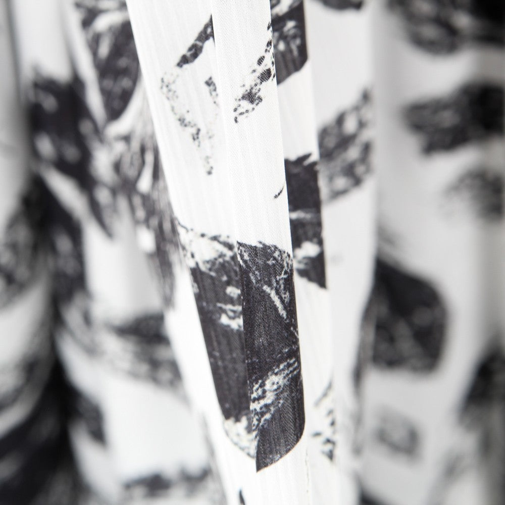 Bambula Cetim Floral Preto - Ribes y Casals