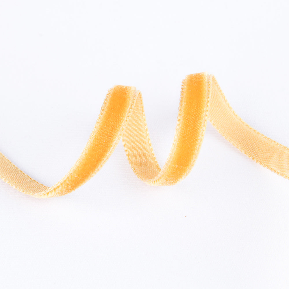 Fita de Veludo Dourado 7mm - Ribes y Casals