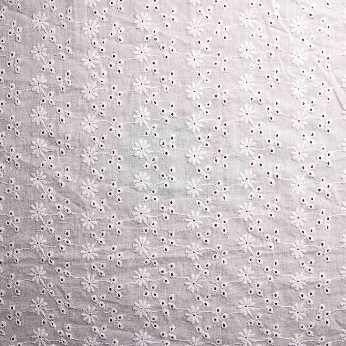 Bordado Suíço Malta - Ribes y Casals