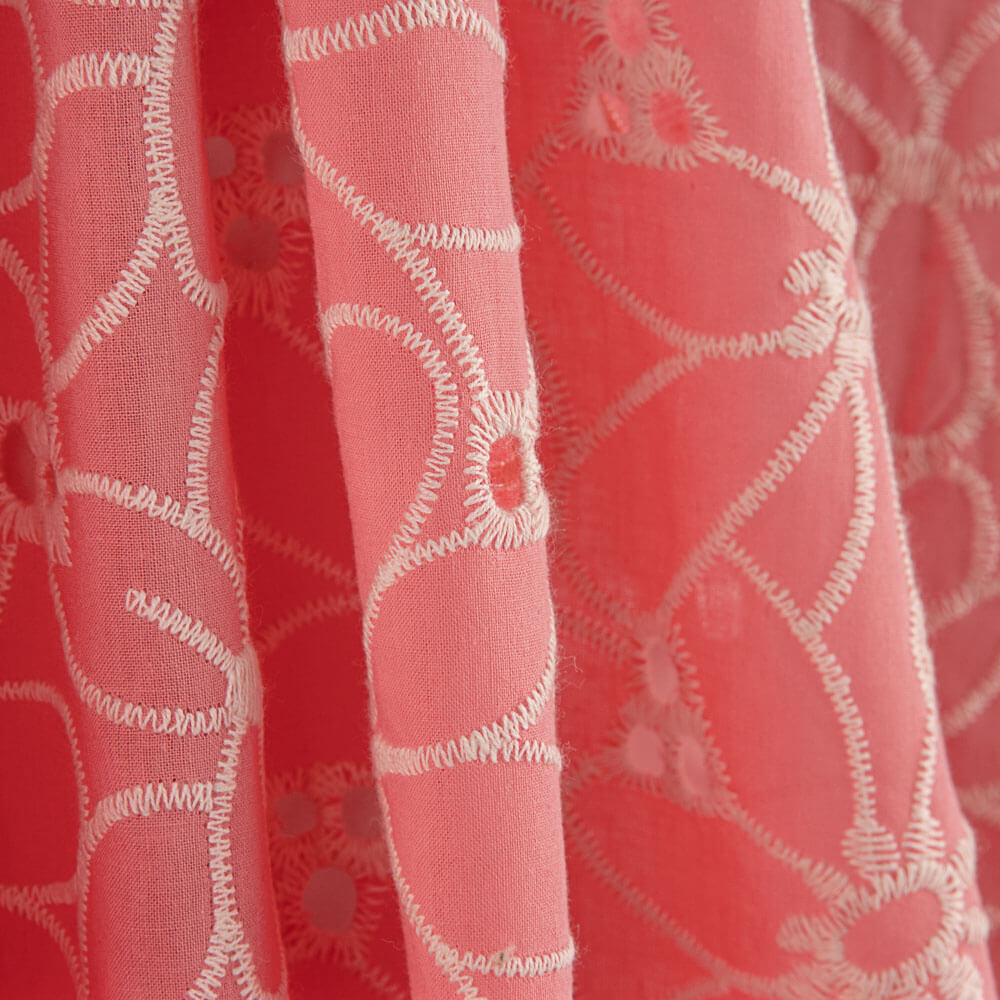 Bordado Suíço Margarida Coral - Ribes y Casals