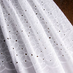 Bordado Suíço Nora Branco - Ribes y Casals